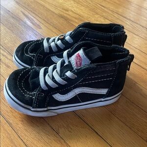 Vans Toddler Sk8-Hi Zip Shoe - Size 8